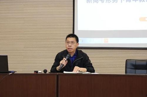 瓜州二中朱晓青老师